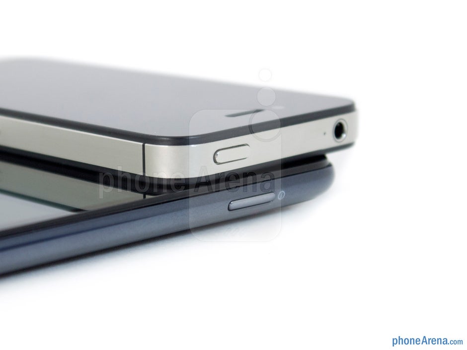Power buttons - Samsung Galaxy Note LTE vs Apple iPhone 4S