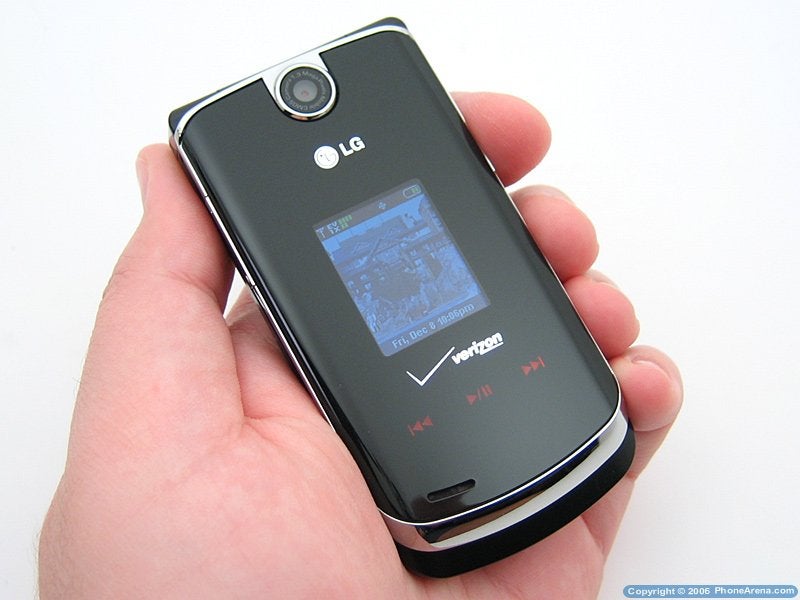 LG Chocolate VX8600 Review