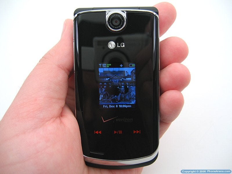 LG Chocolate VX8600 Review