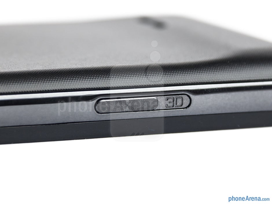 Botón 3D - Los laterales del LG Optimus 3D MAX - Review del LG Optimus 3D MAX