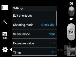 The camera interface offers a few shooting modes - Samsung Galaxy Music Review