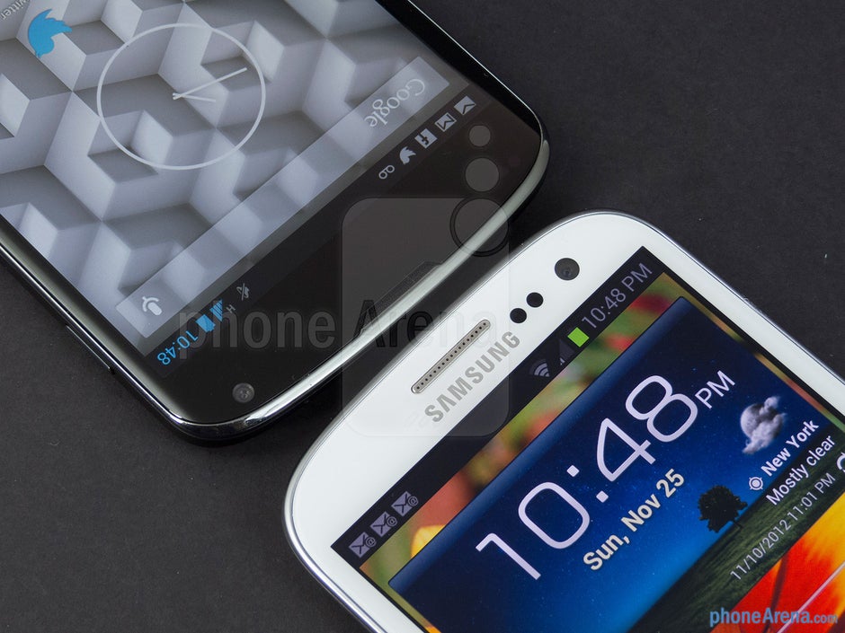 Google Nexus 4 vs Samsung Galaxy S III PhoneArena