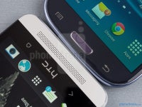 HTC-One-vs-Samsung-Galaxy-S-III04