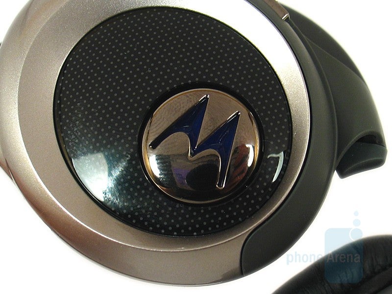 Motorola HT820 Stereo Bluetooth Headset Review - Design - PhoneArena