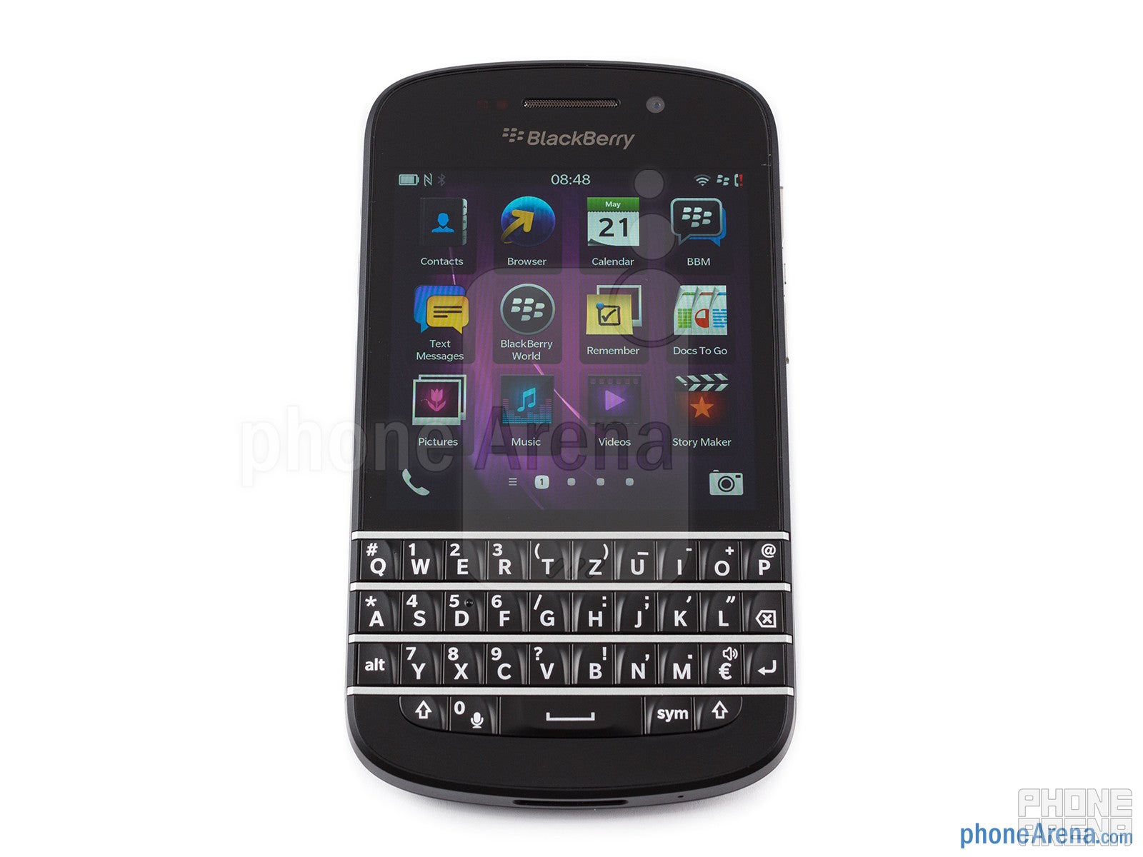The 3.1-inch screen is quite small by today&#039;s standards - BlackBerry Q10 Review