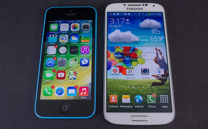 Apple iPhone 5c vs Samsung Galaxy S4