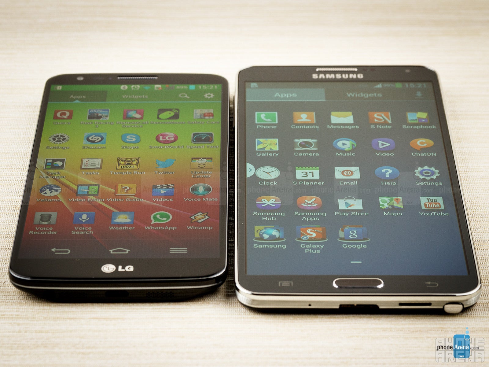 Samsung Galaxy Note 3 vs LG G2