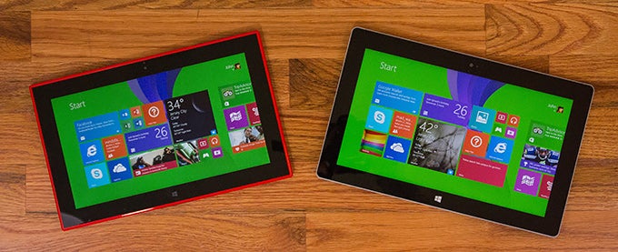 Nokia Lumia 2520 vs Microsoft Surface 2