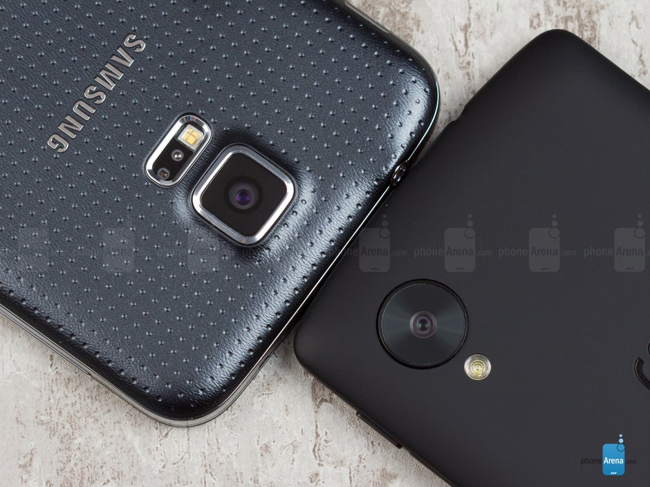 Samsung Galaxy S5 vs Google Nexus 5 PhoneArena