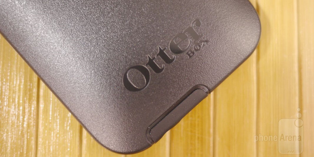 Otterbox Symmetry Series case for HTC One M8 Review