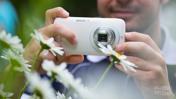 Samsung Galaxy K zoom Preview