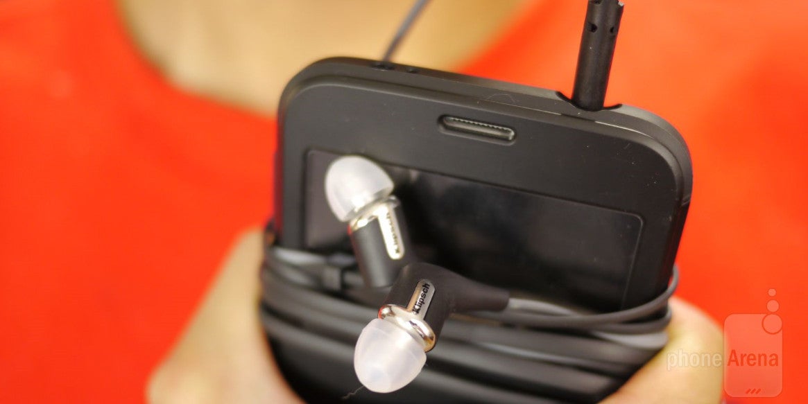 Klipsch R6m In-Ear Headphones Review - PhoneArena