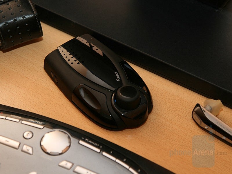 Used in Office - Parrot Minikit Bluetooth Speakerphone Review