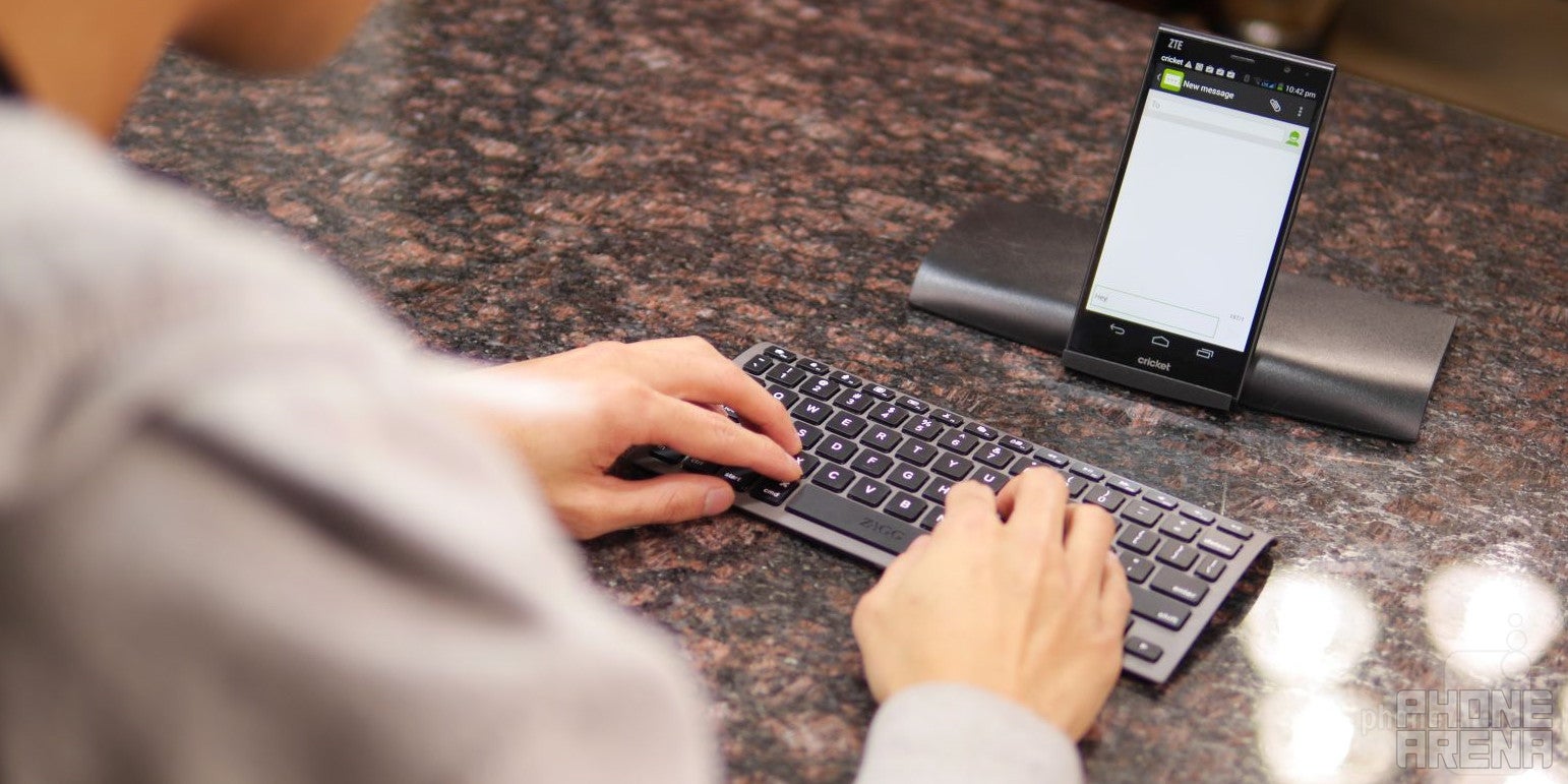 Zagg Universal Keyboard Review