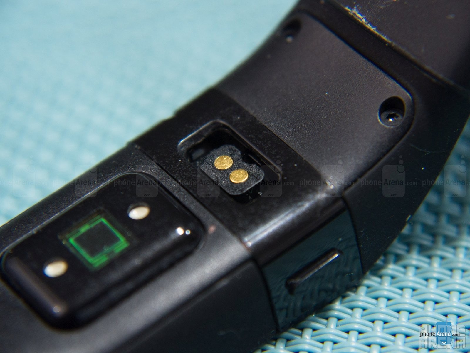 Fitbit Charge HR Review