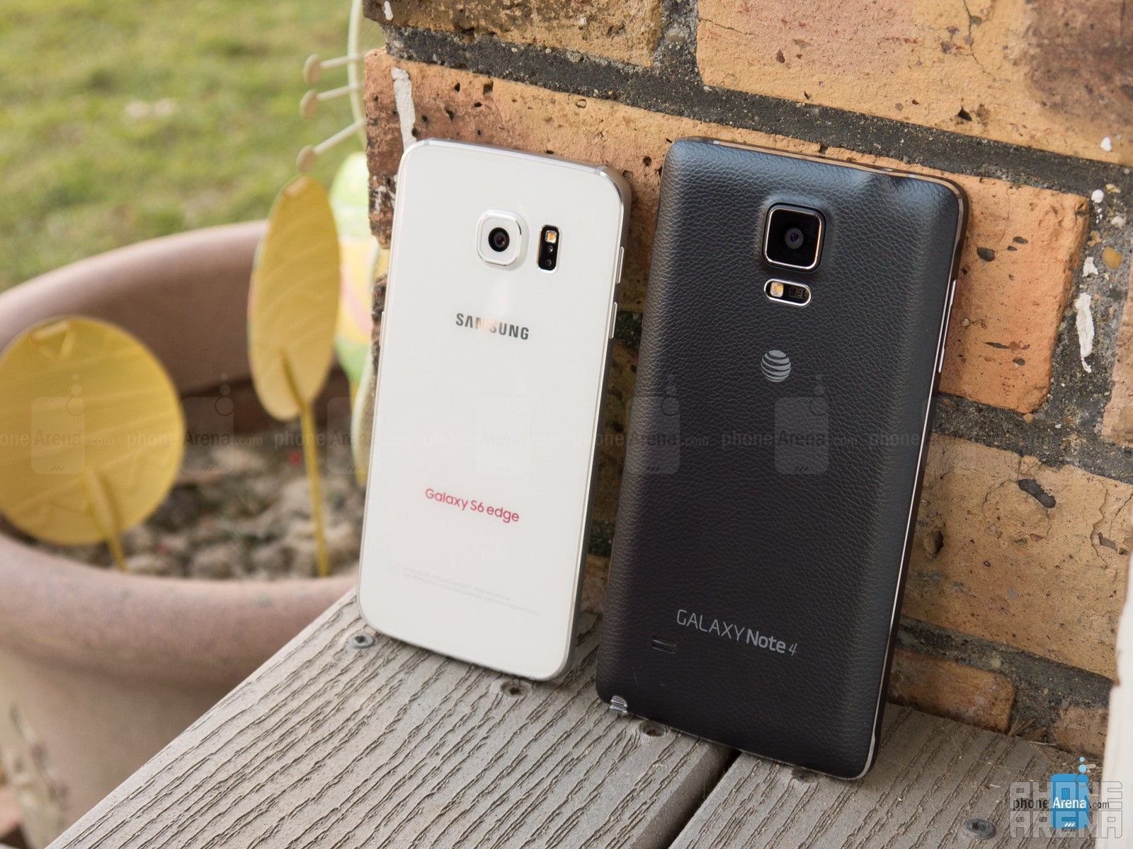 Samsung Galaxy S6 edge vs Samsung Galaxy Note 4