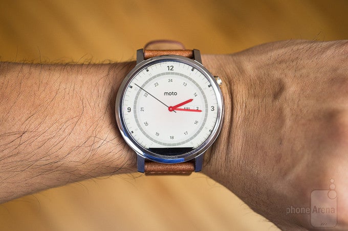 Moto 360 (2015) Review