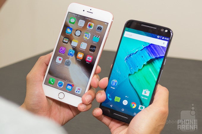 Apple iPhone 6s Plus vs Motorola Moto X Pure