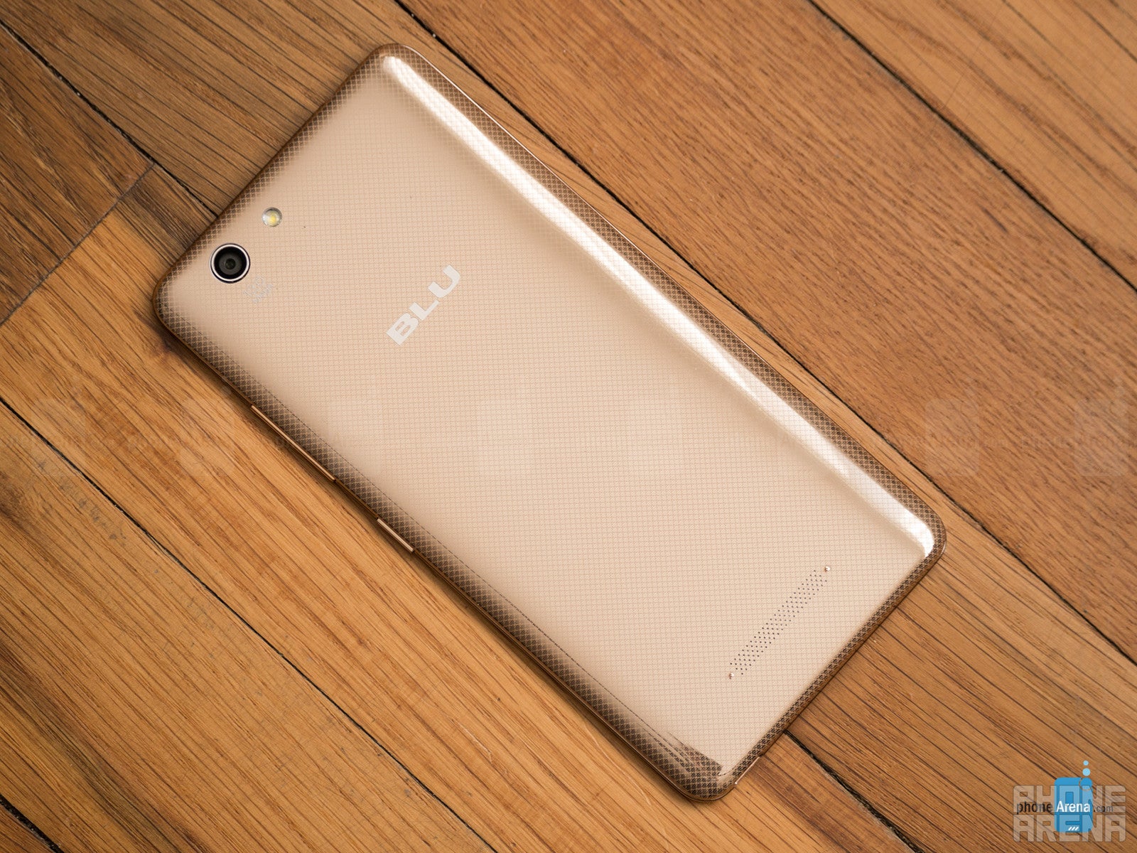 BLU Vivo XL Review