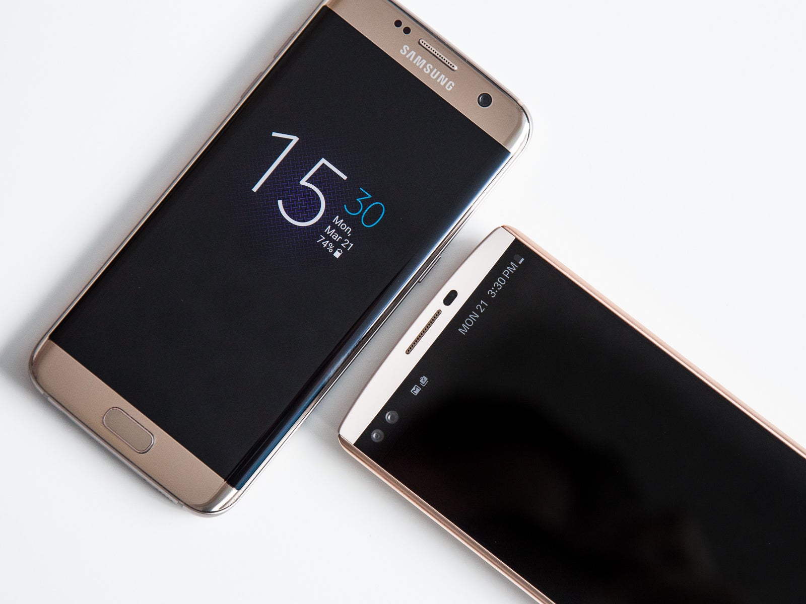 Always-on displays - Samsung Galaxy S7 Edge vs LG V10