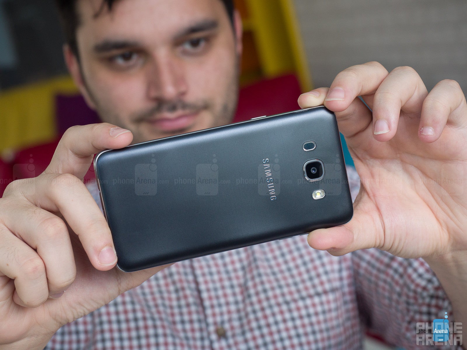 Samsung Galaxy J7 (2016) Review