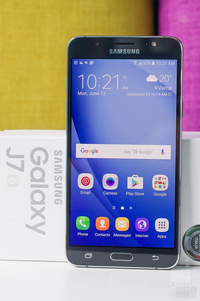 Samsung Galaxy J7 (2016) Review