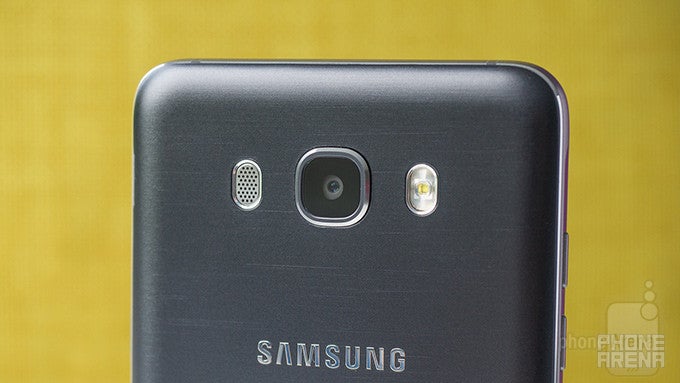 Samsung Galaxy J7 (2016) Review