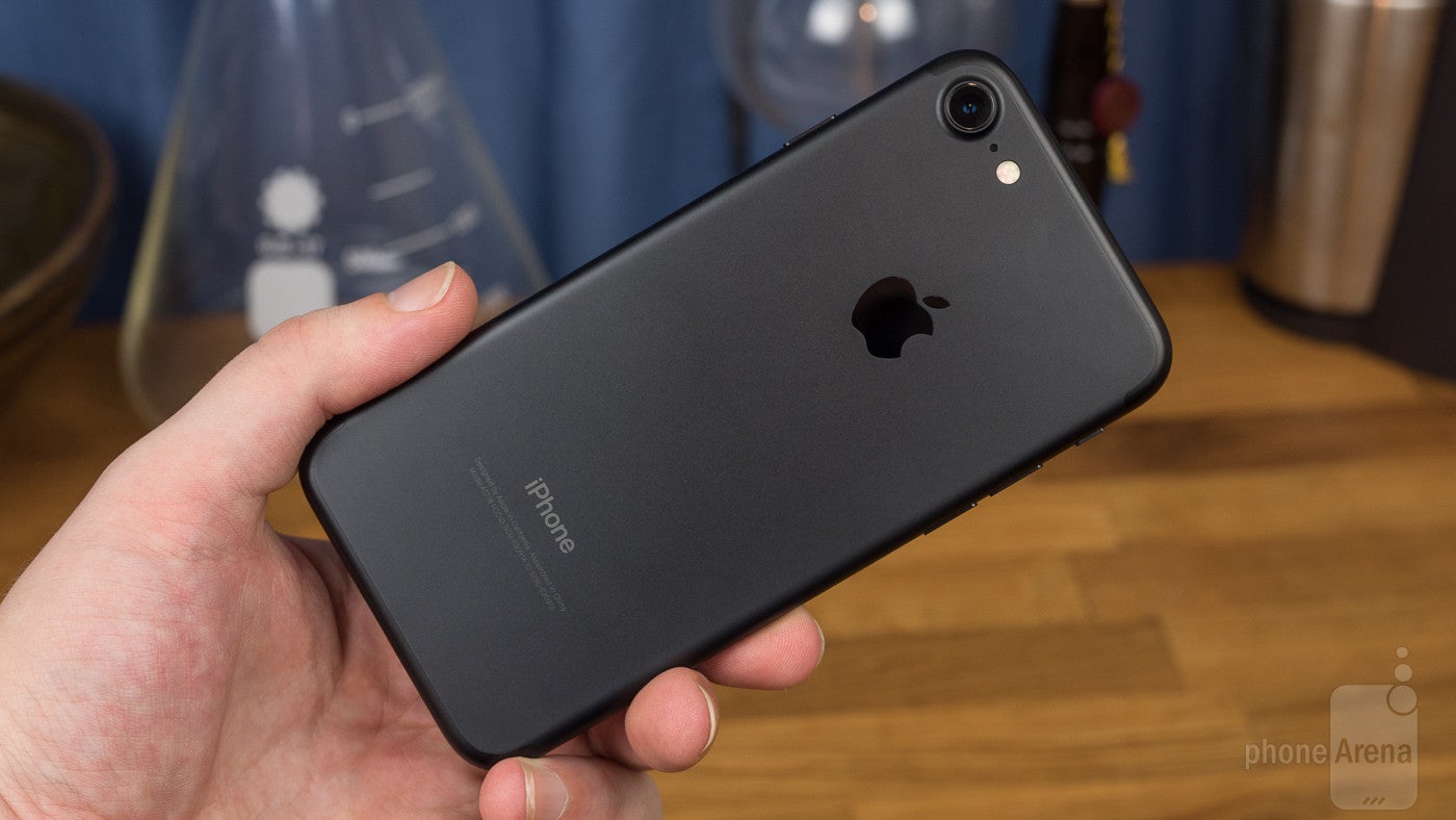 Apple iPhone 7 Plus Review - PhoneArena