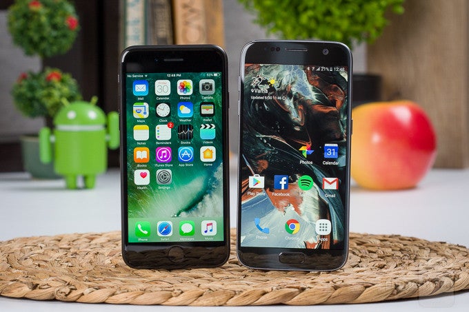 Apple iPhone vs Samsung S7 PhoneArena
