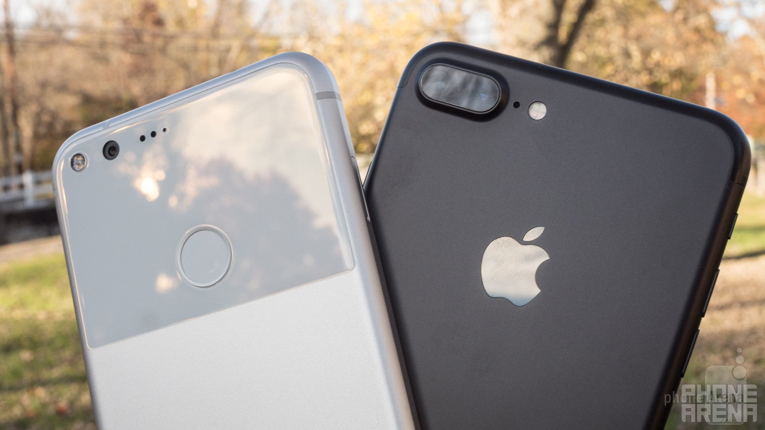 Google Pixel XL vs Apple iPhone 7 Plus