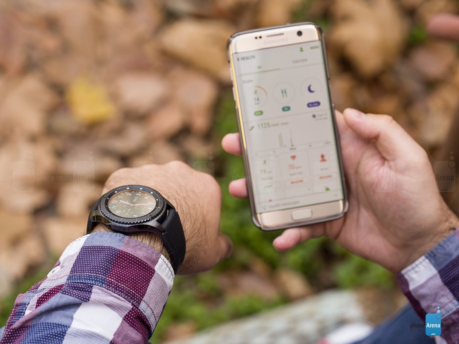 gear s3 frontier widgets