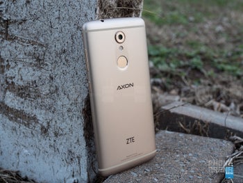 ★新品 AXON7 mini  simフリー　dsds mvnoに最適 Amazon.com: ZTE Axon 7 Mini - 32gb - Factory Unlocked Phone