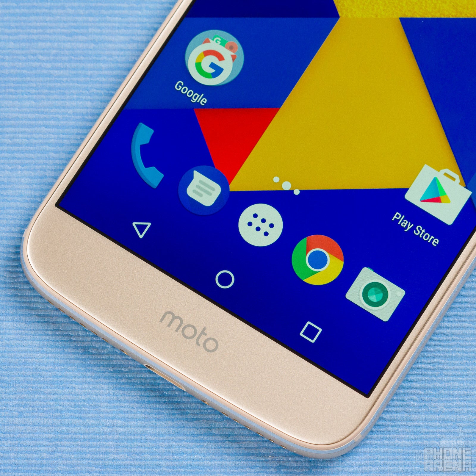 Motorola Moto M Review