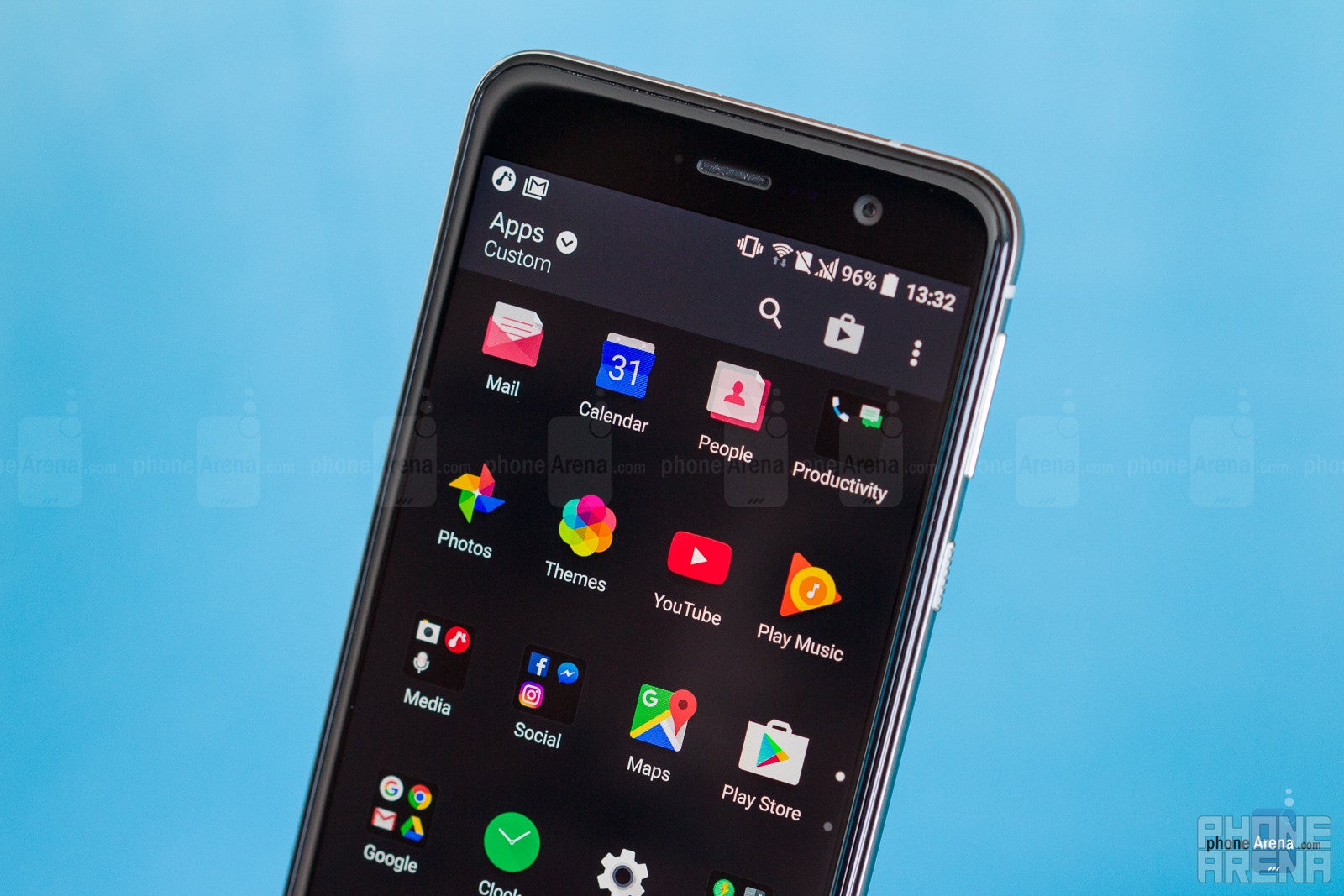 HTC U Play Review