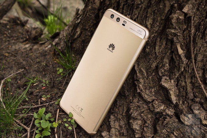 HUAWEi P10