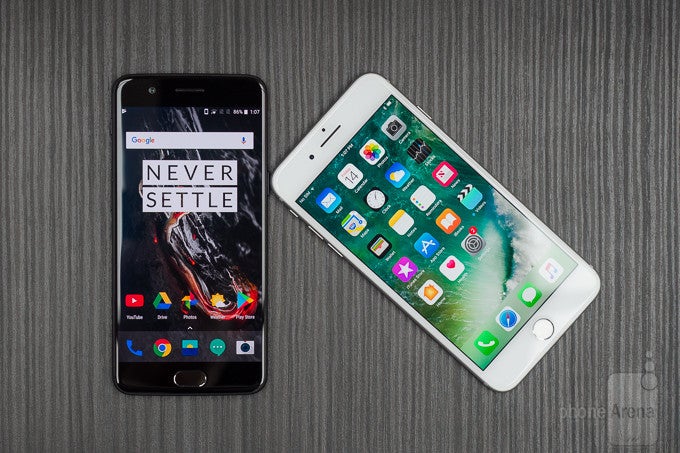 OnePlus 5 vs Apple iPhone 7 Plus