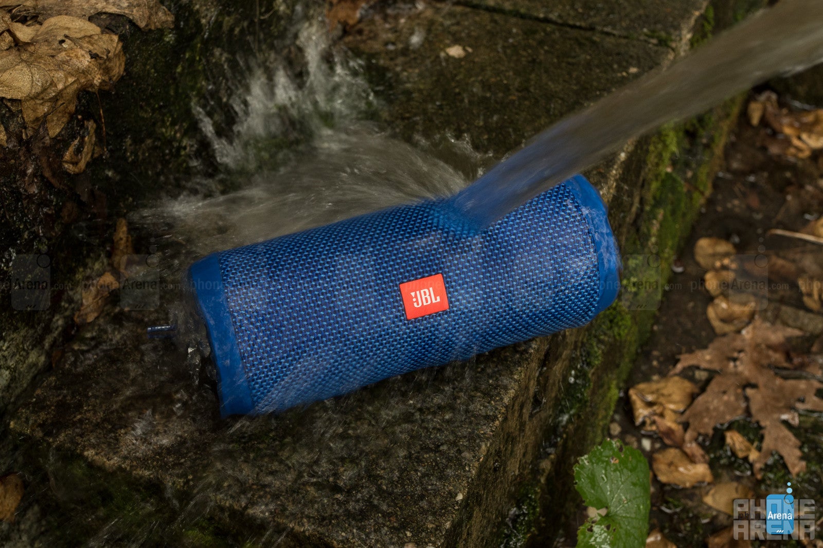 The JBL Flip 4 is water resistant - JBL Flip 4 Bluetooth speaker Review