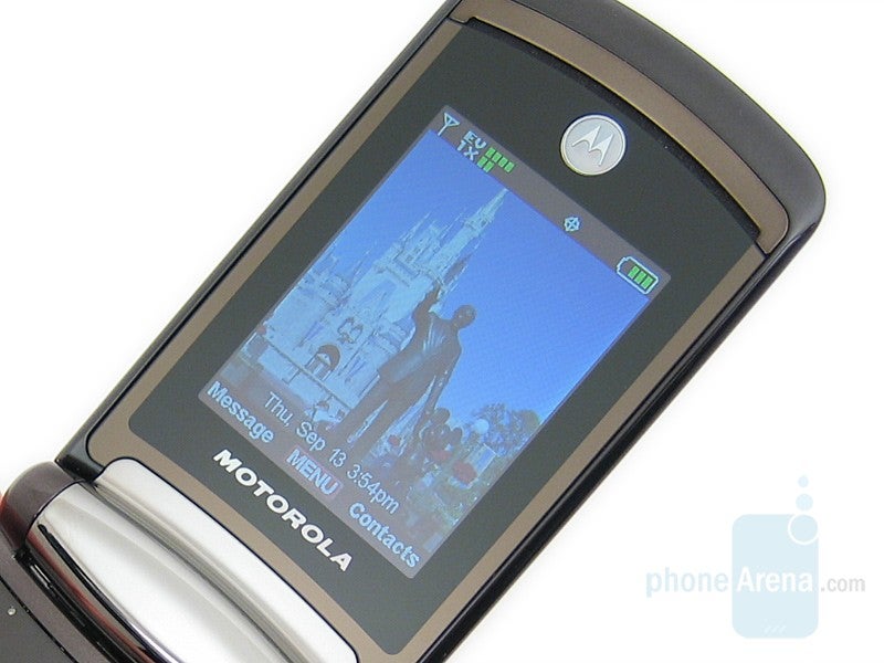 Motorola RAZR2 V9m Verizon Review