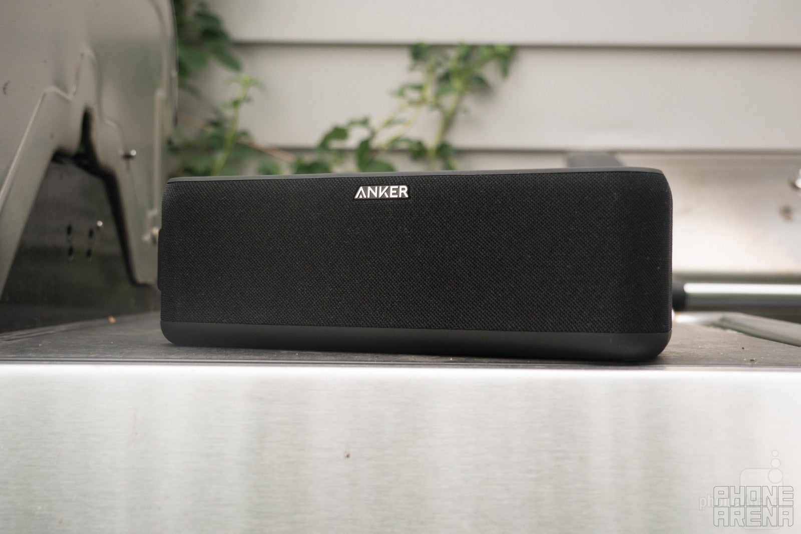 Design Criticism: How Rugged Can This Rugged Wireless Speaker Be