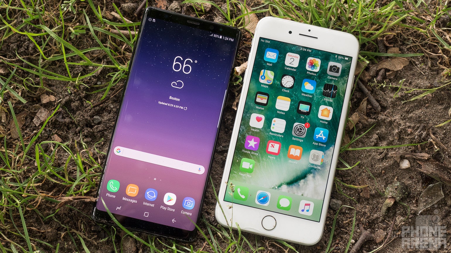 Samsung Galaxy Note 8 vs Apple iPhone 7 Plus