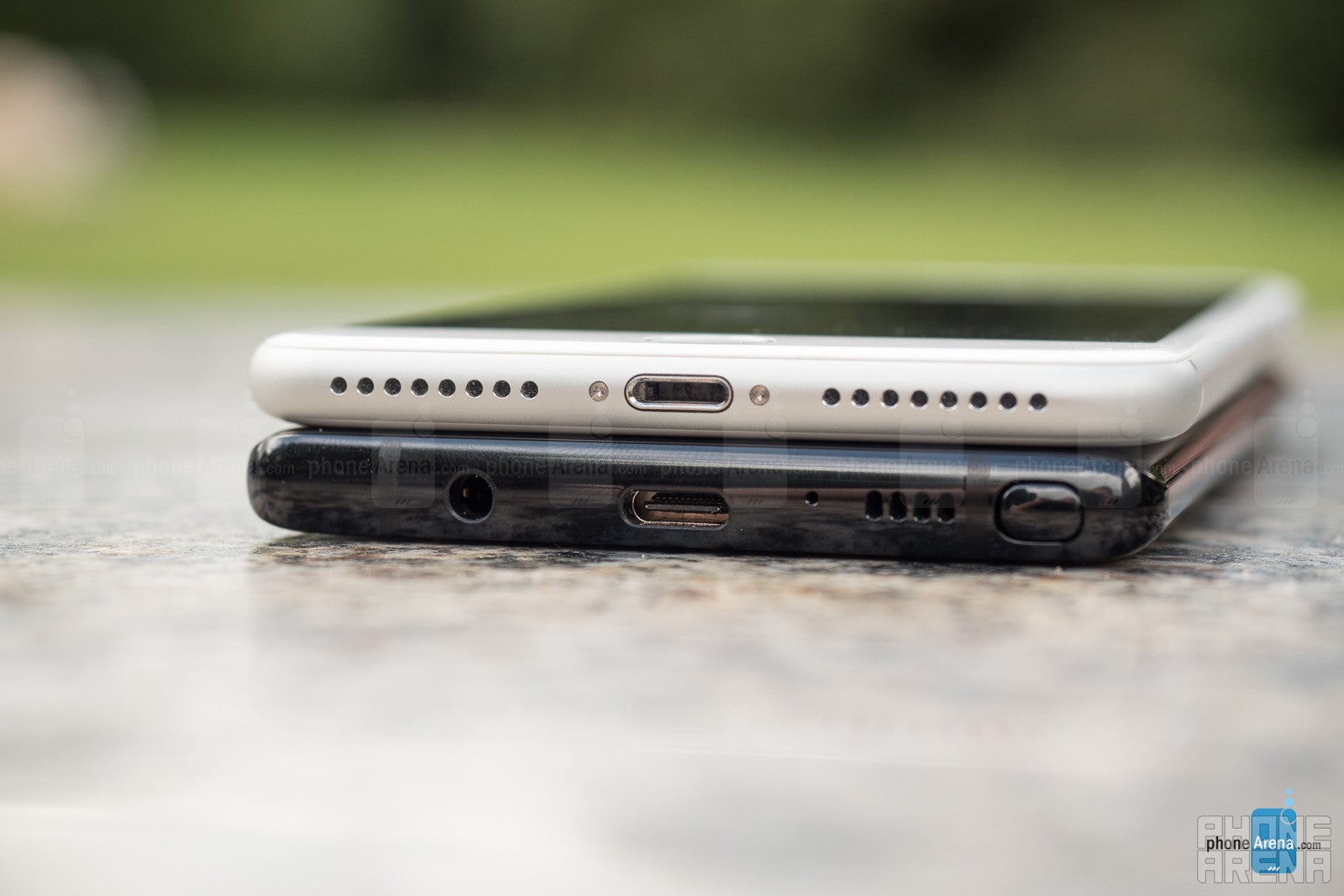 Samsung Galaxy Note 8 vs Apple iPhone 7 Plus