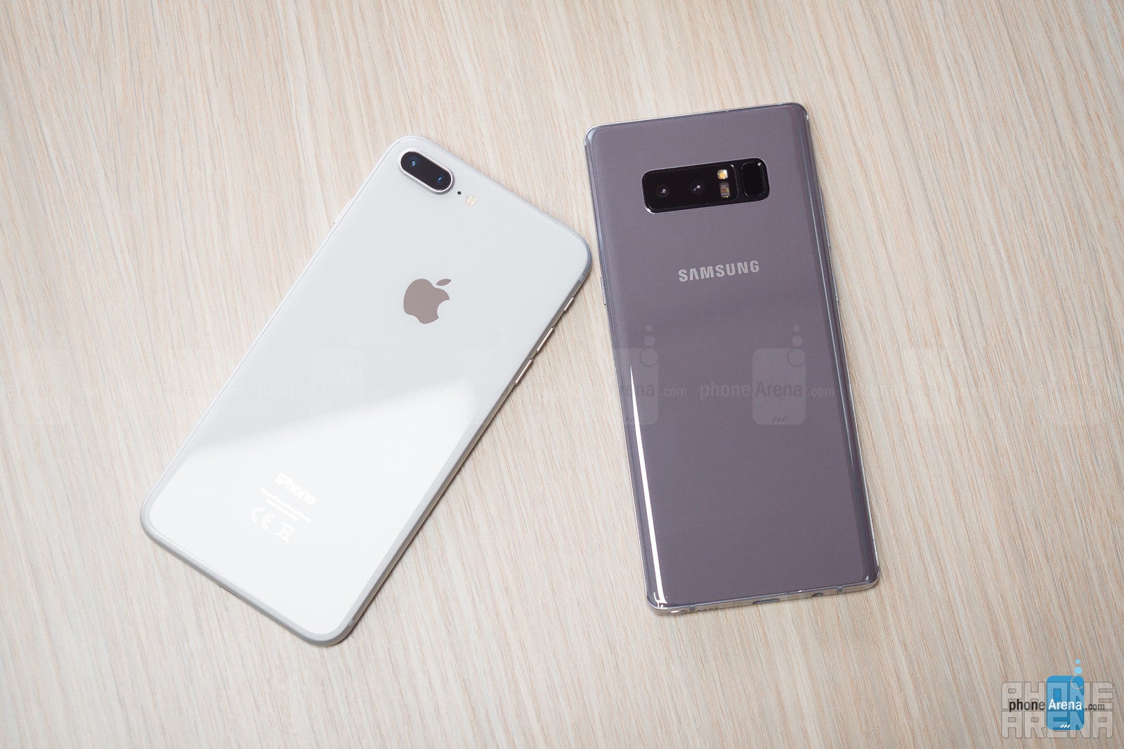Apple iPhone 8 Plus vs Samsung Galaxy Note 8