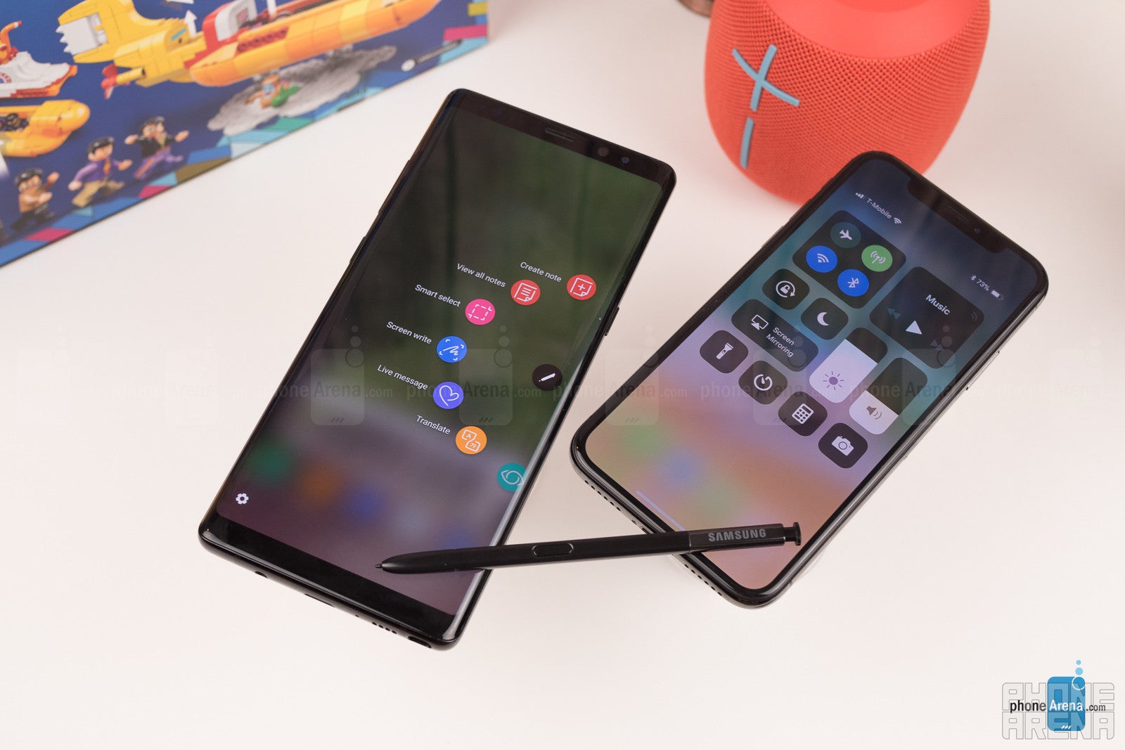 Apple iPhone X vs Samsung Galaxy Note 8