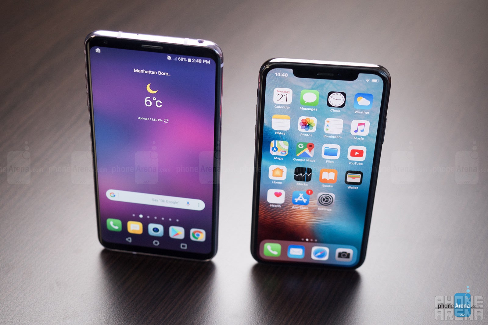 Apple iPhone X vs LG V30