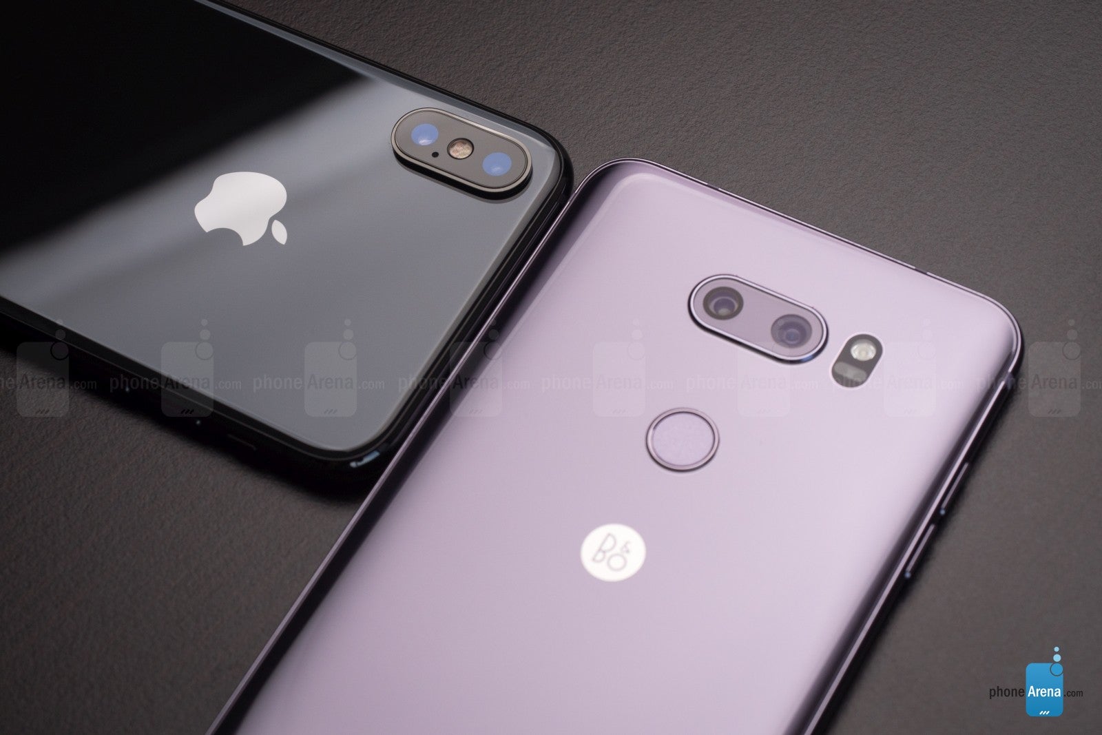 Apple iPhone X vs LG V30