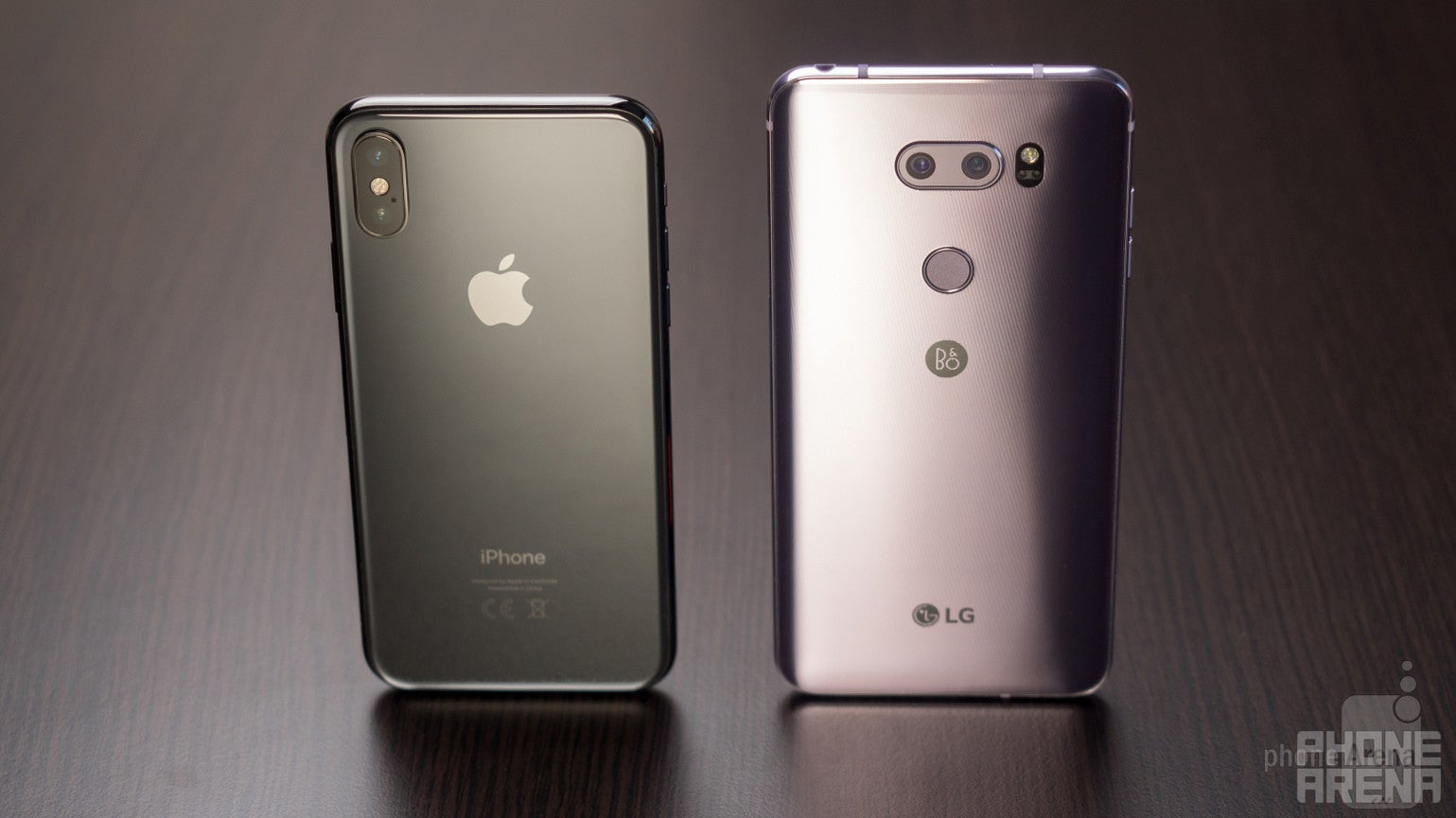 Apple iPhone X vs LG V30