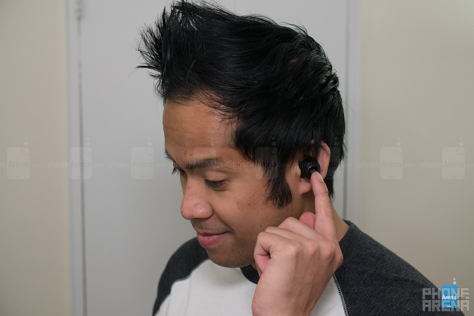 B&O Beoplay E8 Wireless Earphones Review