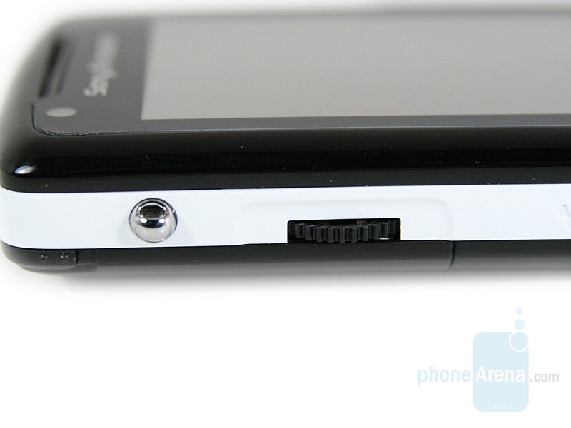 Jog-dial - Sony Ericsson W960 Preview
