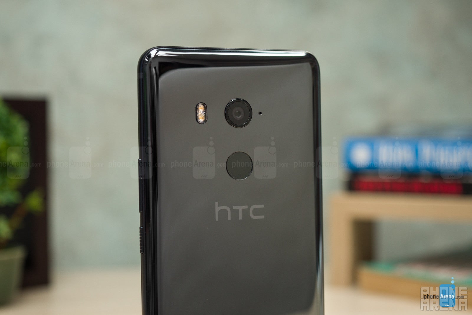 HTC U11+ Review