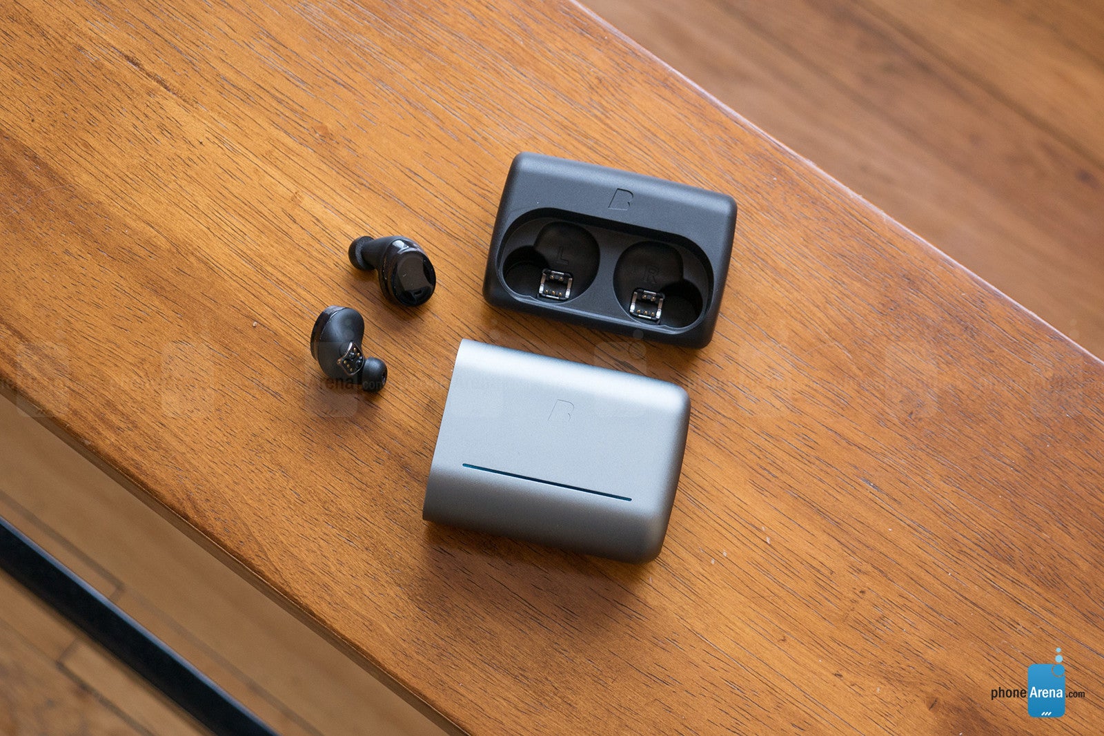 The battery charging case - Bragi Dash Pro wireless earphones Review